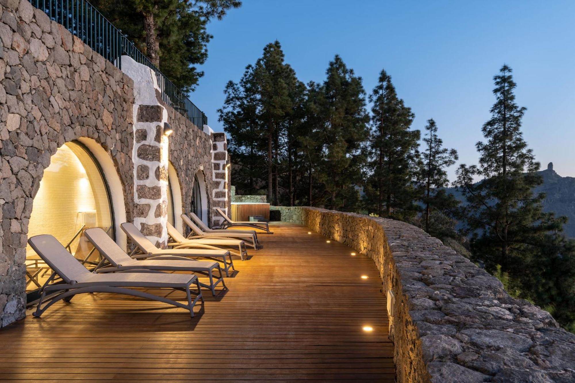 Parador de Cruz de Tejeda Exterior foto